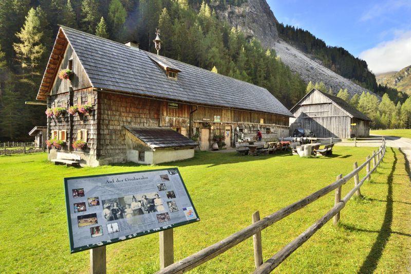 Gasthof Kirchenwirt ツェーダーハウス エクステリア 写真